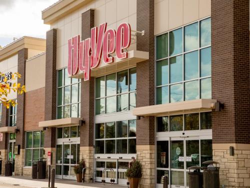 Concealed support large faced canopies for Hy-Vee